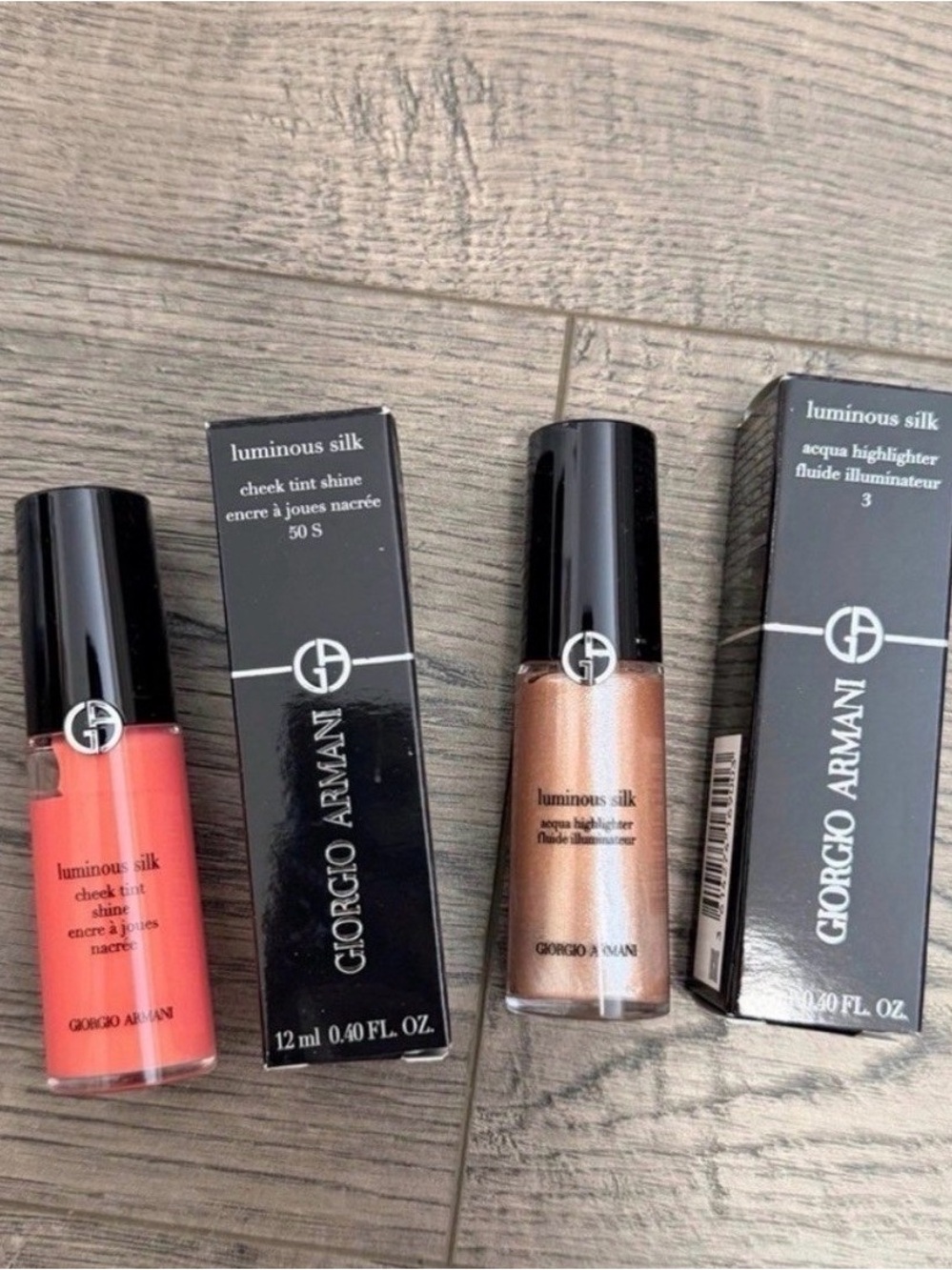 Giorgio Armani
Highlighter (3 Dawn color) and Cheek tint blush (50S)